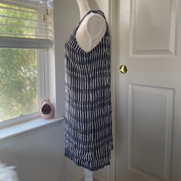 A.L.C. | 1100% Silk Open Back Solang Mini Dress | Elegant Layered Style | Size M - Picture 6 of 16